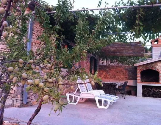 Ev (Branko - large terrace - H(2))