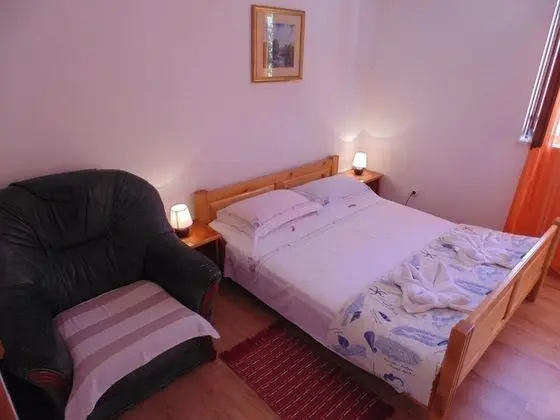 Apart Daire (Branko - with terrace - A1(2+2) - Duj)