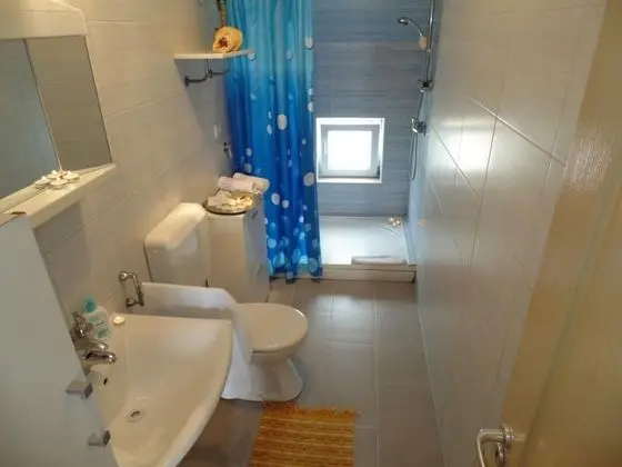 Apart Daire (Branko - with terrace - A2(2+2) - Iva)