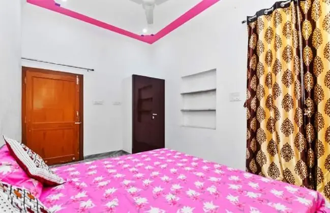 Deluxe Tek Büyük Yataklı Oda, 1 Çift Kişilik Yatak, Engellilere Uygun, Şehir Manzaralı
