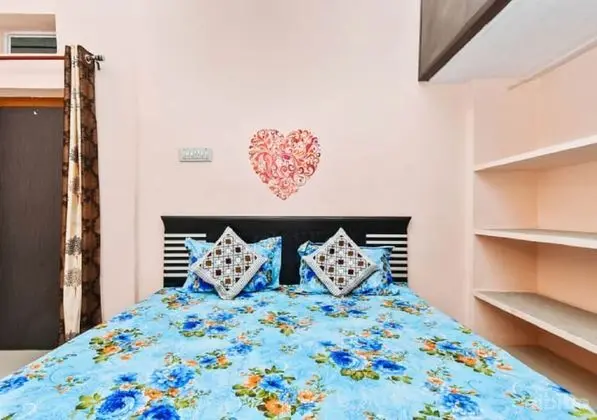 Deluxe Tek Büyük Yataklı Oda, 1 Çift Kişilik Yatak, Engellilere Uygun, Şehir Manzaralı