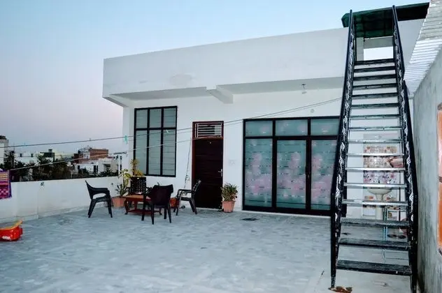Deluxe Tek Büyük Yataklı Oda, 1 Çift Kişilik Yatak, Engellilere Uygun, Şehir Manzaralı