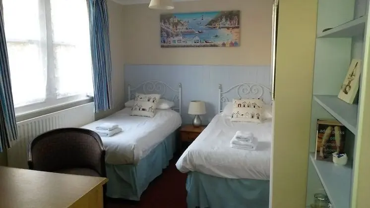 İki Ayrı Yataklı Oda, 2 Tek Kişilik Yatak