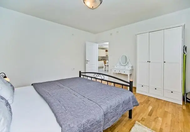 Ev (Brapa - open swimming pool - H(4+2))