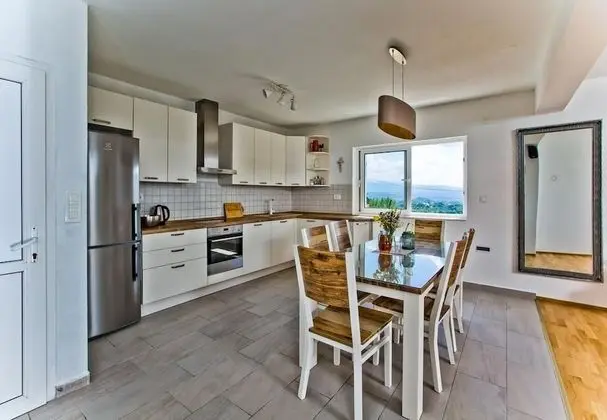 Ev (Brapa - open swimming pool - H(4+2))