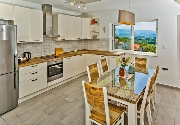 Ev (Brapa - open swimming pool - H(4+2))