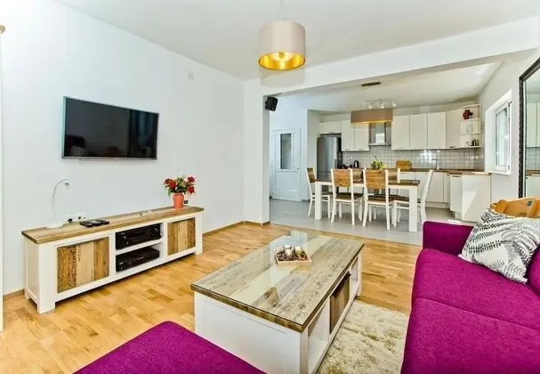 Ev (Brapa - open swimming pool - H(4+2))