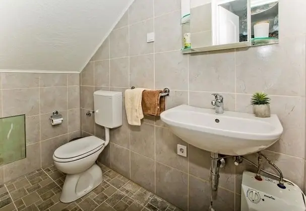 Ev (Brapa - open swimming pool - H(4+2))