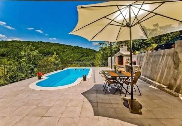 Ev (Brapa - open swimming pool - H(4+2))