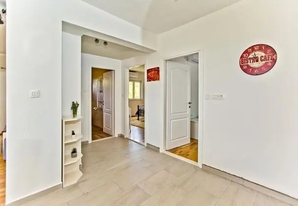 Ev (Brapa - open swimming pool - H(4+2))