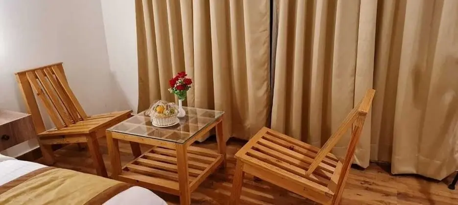 Premium Tek Büyük Yataklı Oda