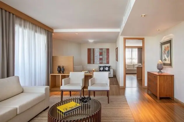 Çatı Katı Süiti (Penthouse) (Suite)