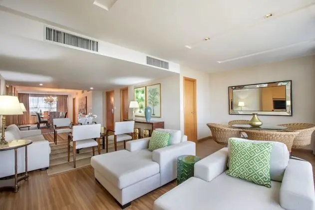 Çatı Katı Süiti (Penthouse) (Suite)