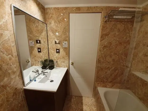 Junior Süit, 1 En Büyük (King) Boy Yatak, Şehir Manzaralı