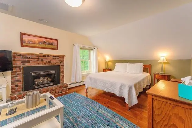 Deluxe Stüdyo Süit, 1 Büyük (Queen) Boy Yatak ve Çekyat, Şömine, Dağ Manzaralı (Mt. Mansfield)