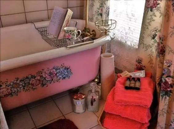 Business Oda, 1 Büyük (Queen) Boy Yatak, Sigara İçilmez (Bathtub/Shower)
