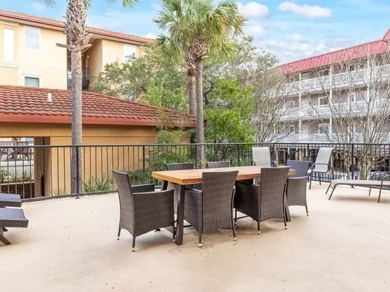 Daire, Birden Çok Yatak, Havuz Kullanımı, Havuz Manzaralı (108)