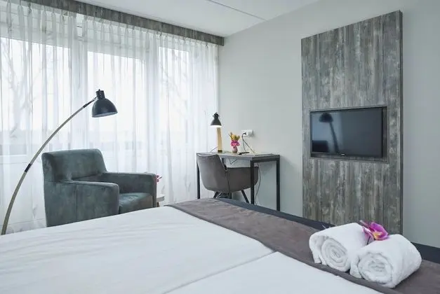 Standard Tek Büyük veya İki Ayrı Yataklı Oda, Balkon