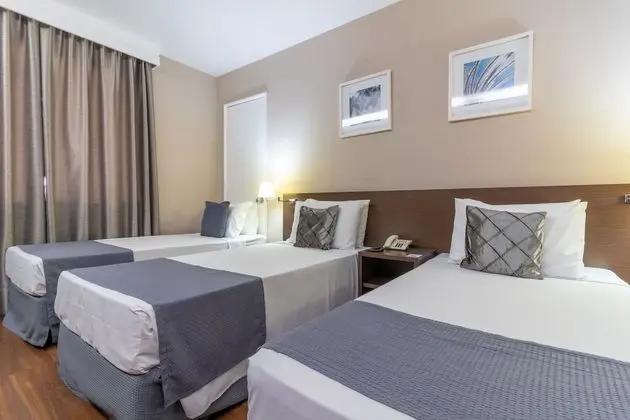 Quarto triplo standard twin