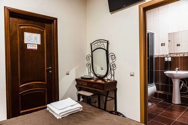 Economy Tek Büyük Yataklı Oda