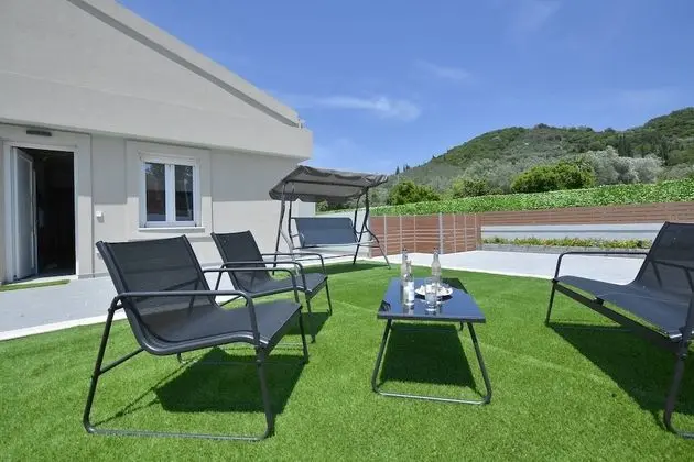 Villa, 1 Büyük (Queen) Boy Yatak ve Çekyat