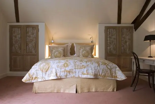 Premium Tek Büyük Yataklı Oda