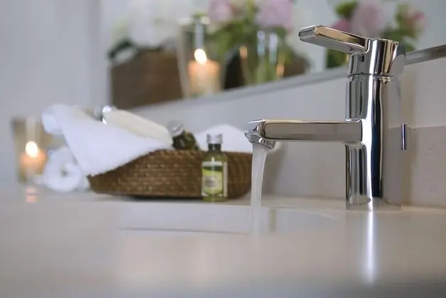 Premium Tek Büyük Yataklı Oda