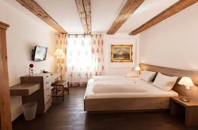 Büyük Yataklı Tek Kişilik Oda, Sigara İçilmez