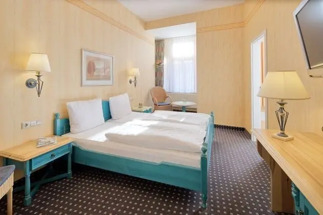 Standard Tek Büyük Yataklı Oda