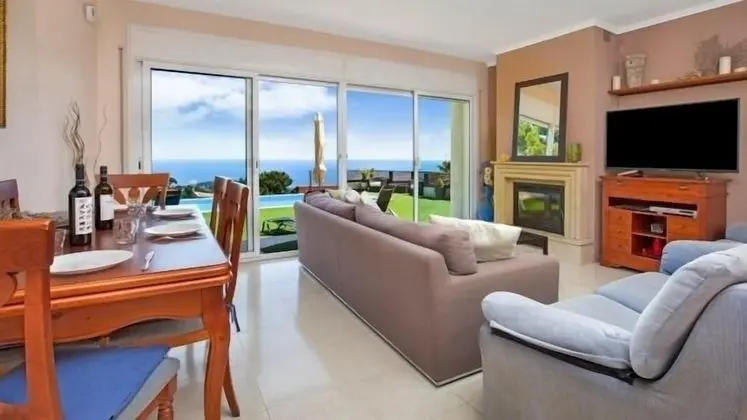 Villa, 3 Yatak Odası, Kişiye Özel Havuzlu, Deniz Manzaralı