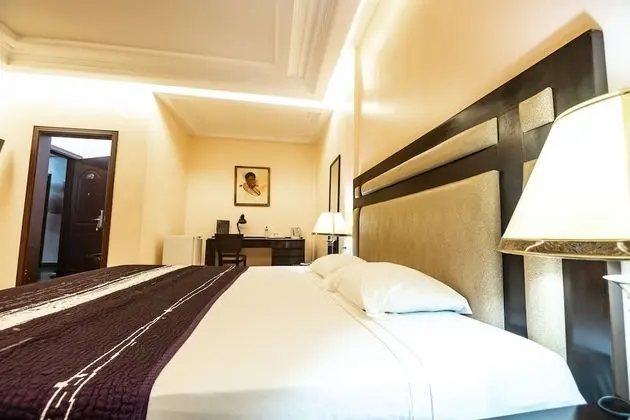 Business Tek Büyük Yataklı Oda, 1 En Büyük (King) Boy Yatak