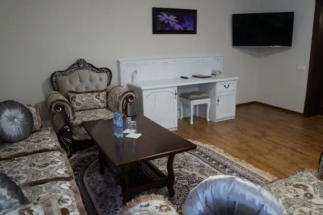 Deluxe Tek Büyük Yataklı Oda