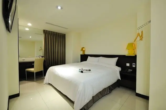 Luxury Tek Büyük Yataklı Oda