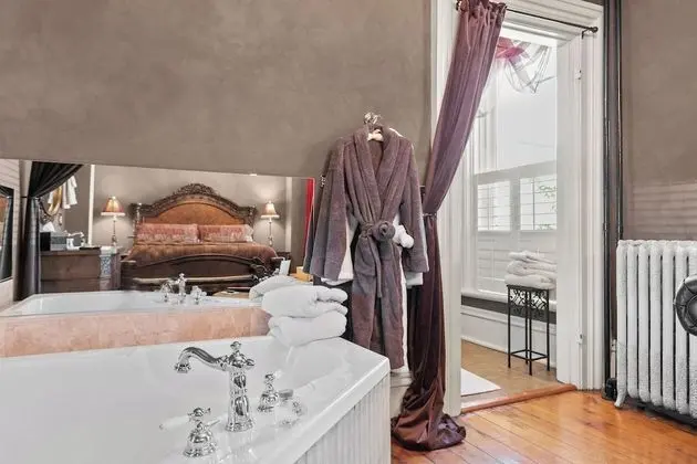 Belle Suite