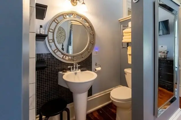 Blue Room Suite