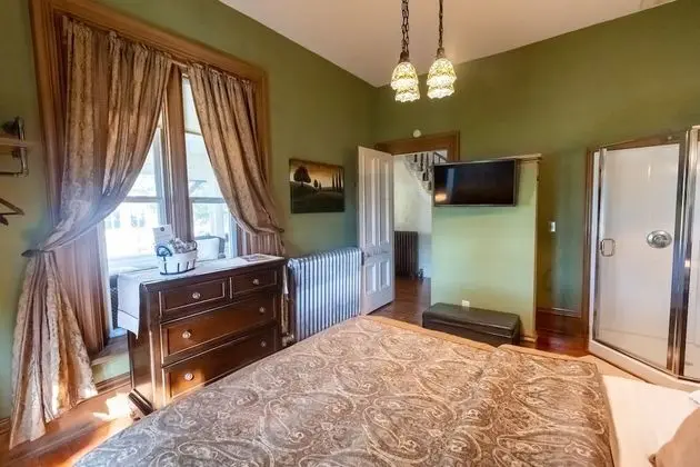 John Rich Room