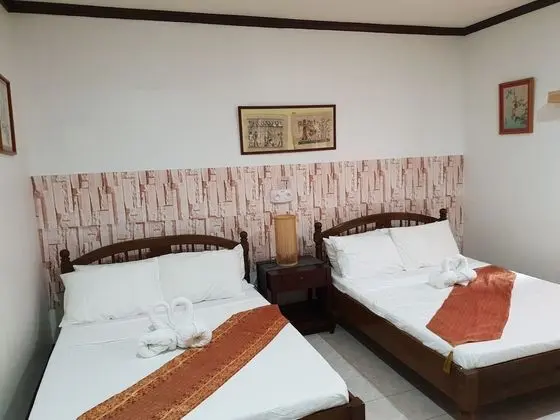 Mahogany Family Deluxe room