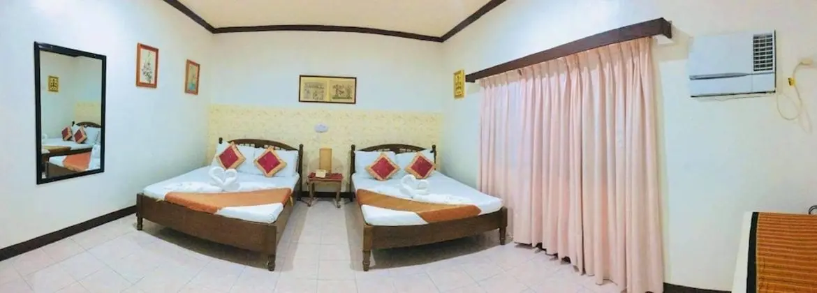 Mahogany Family Deluxe room