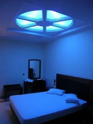 Classic Tek Büyük Yataklı Oda, 1 Büyük (Queen) Boy Yatak