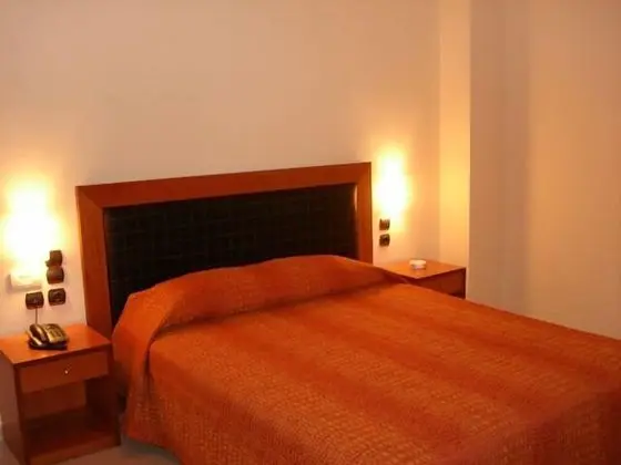 Tek Kişilik Oda, 1 Tek Kişilik Yatak