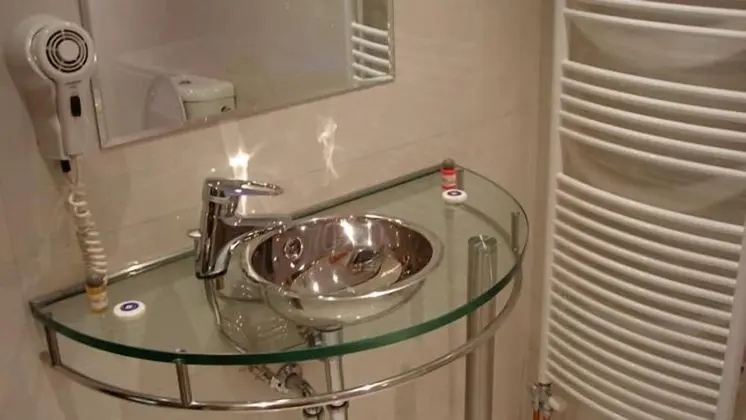 Tek Kişilik Oda, 1 Tek Kişilik Yatak