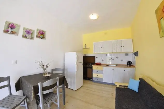 Deluxe Apart Daire, Bahçe Manzaralı