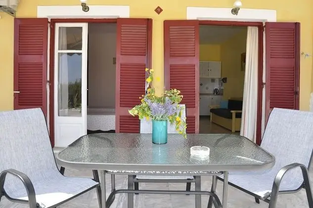 Deluxe Apart Daire, Bahçe Manzaralı