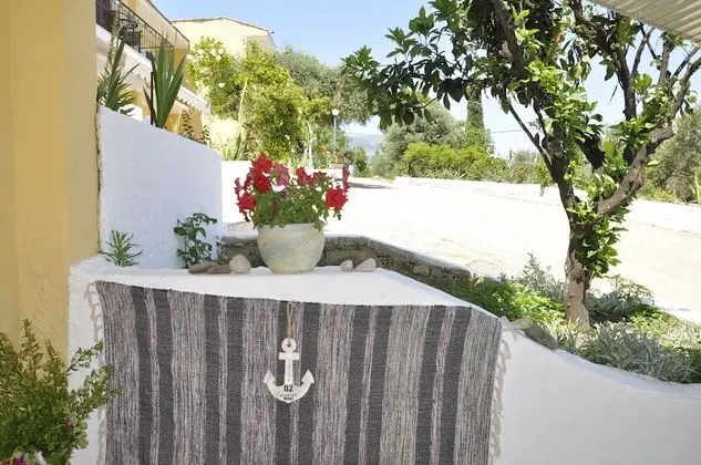 Deluxe Apart Daire, Bahçe Manzaralı