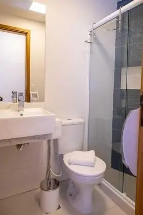 Ortak Ranzalı Oda, Sadece kadınlar için, Özel Banyo
