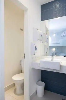 Ortak Ranzalı Oda, Sadece kadınlar için, Özel Banyo