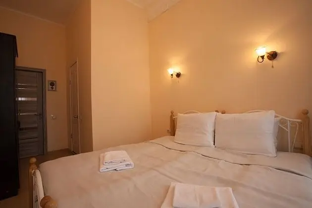 Comfort Tek Büyük veya İki Ayrı Yataklı Oda