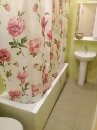 Comfort Tek Büyük veya İki Ayrı Yataklı Oda