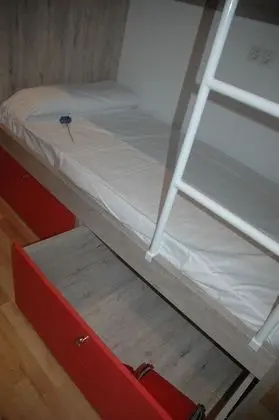 Ortak Ranzalı Oda, Karma Ranzalı Oda (1 bed in a 14-Bed Dormitory Room)