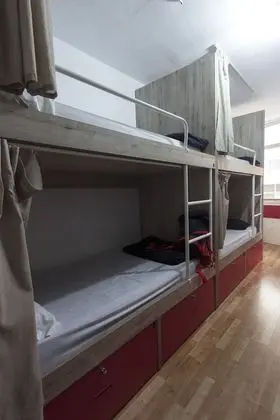 Ortak Ranzalı Oda, Karma Ranzalı Oda (1 bed in a 14-Bed Dormitory Room)